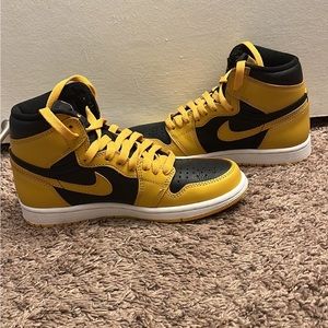 Air Jordan 1  high “pollen”